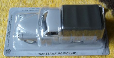 warszawa_200_pick-up_deagostini_01.jpg